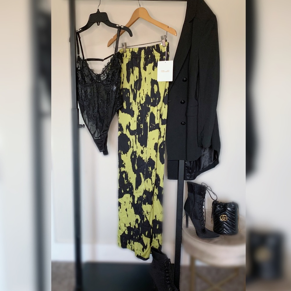 Diane Von Furstenburg Silk Black Wide Leg Pants